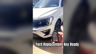 Thay chìa khóa thông minh Ford Expedition Explorer 164 R8198