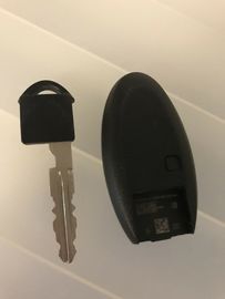 Mua Bề mặt nhẵn mịn Nissan Smart Key thông minh FCC ID KR5S180144106 433MHZ 3 nút sản xuất trực tuyến